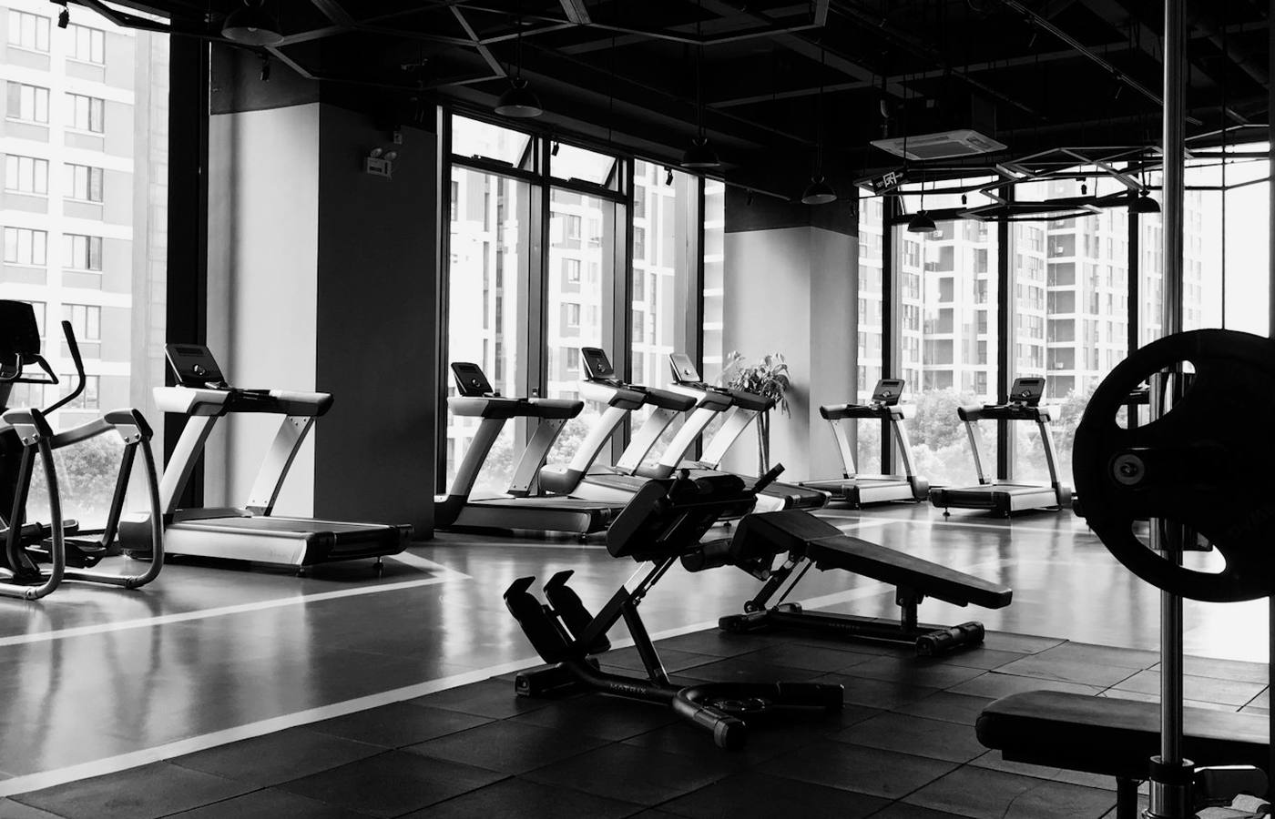 Moderní fitness prostory s profesionálním vybavením